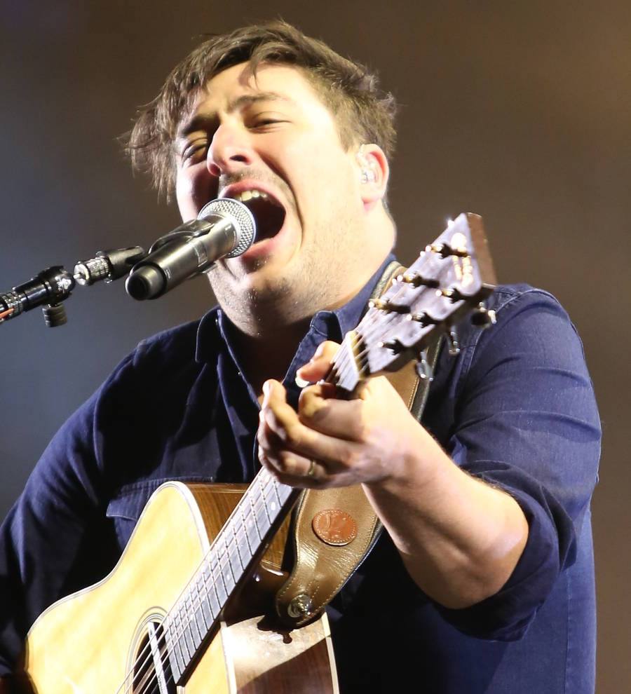 Mumford & Sons announce new tour during Reading set
