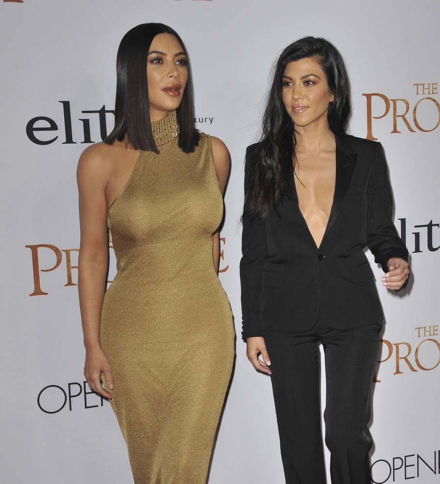 Kardashians giving 0,000 to Hurricane Harvey relief effort