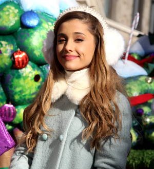 Stars join Thanksgiving Day celebrations