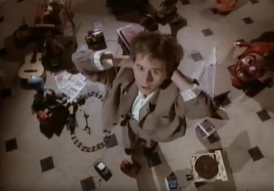 SUNDAY MUSIC VIDS: Simple Minds