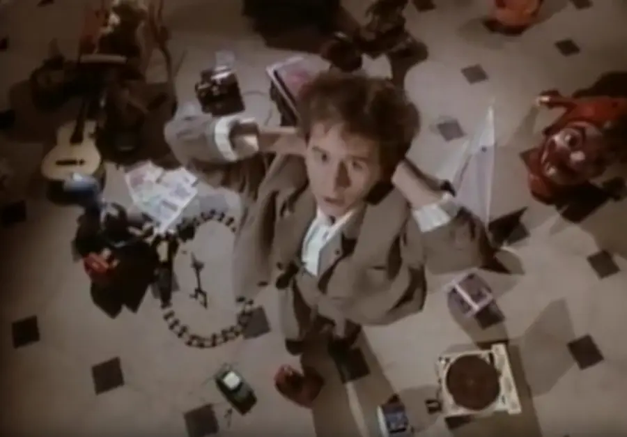 SUNDAY MUSIC VIDS: Simple Minds