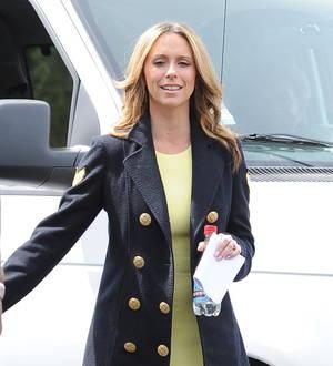 Jennifer Love Hewitt pregnant with first baby