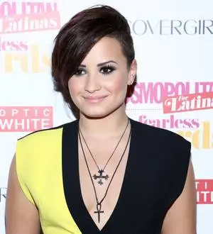 Demi Lovato turns magazine editor to give advice to young fans