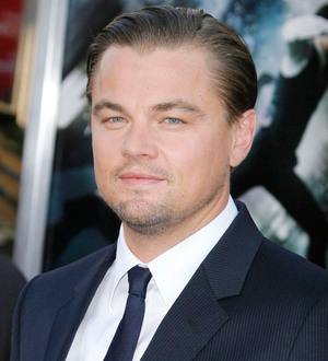 DiCaprio and Farrow pay tribute to Maathai