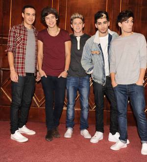 One Direction visit Johnny Depp's superfan daughter