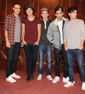 One Direction visit Johnny Depp's superfan daughter