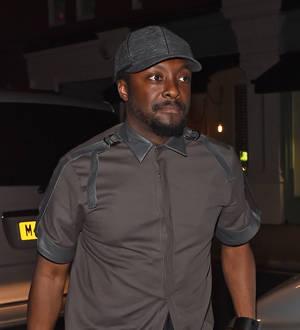 will.i.am uses his watch to DJ