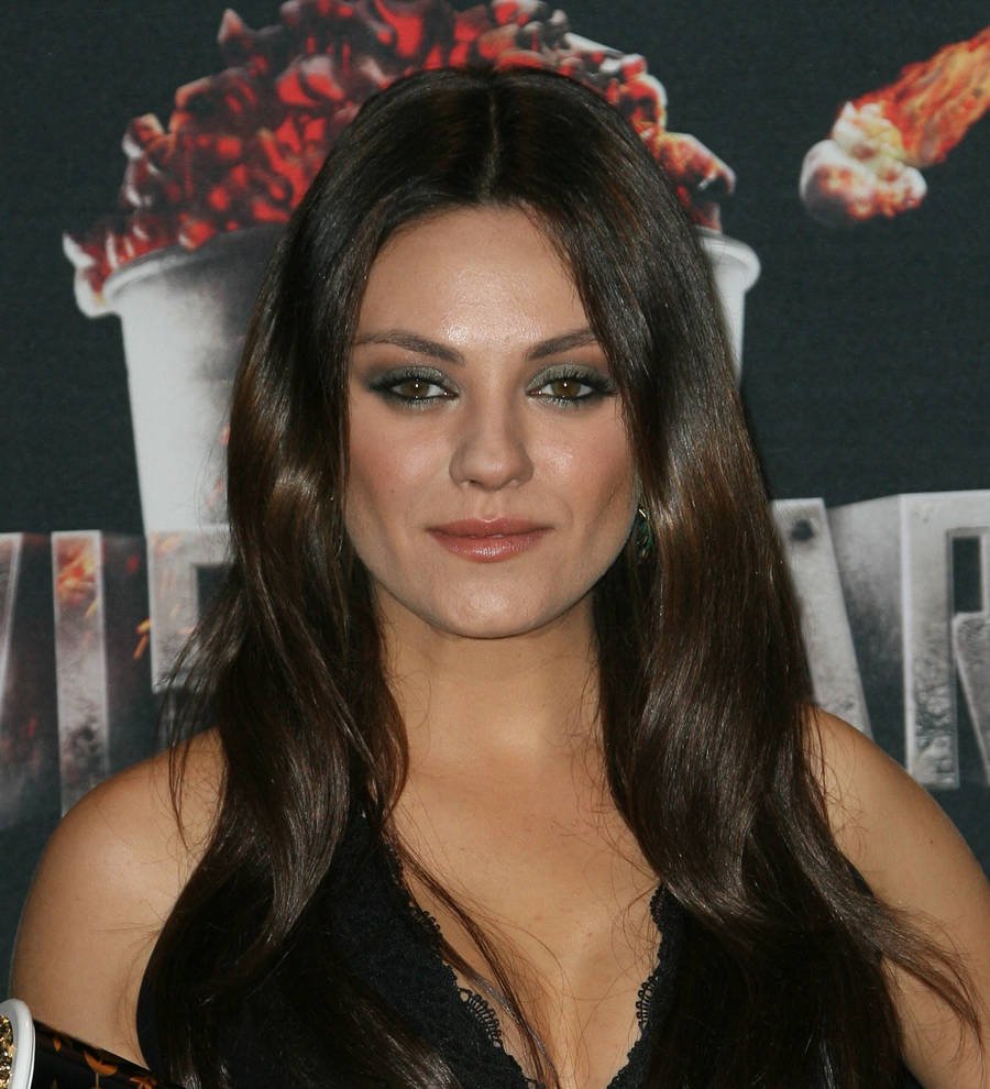 Mila Kunis stunned by glares while breastfeeding in public