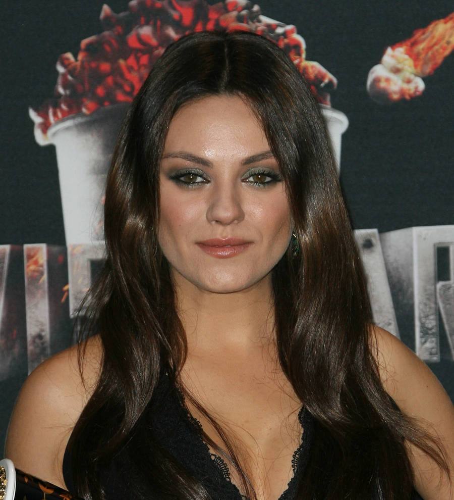 Mila Kunis stunned by glares while breastfeeding in public
