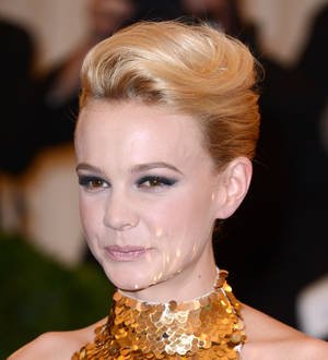 Carey Mulligan meets British leader for Alzheimer's campaign