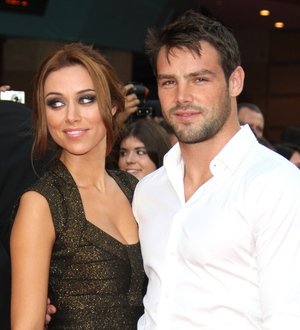 Pregnant Healy vows to continue with The Saturdays tour