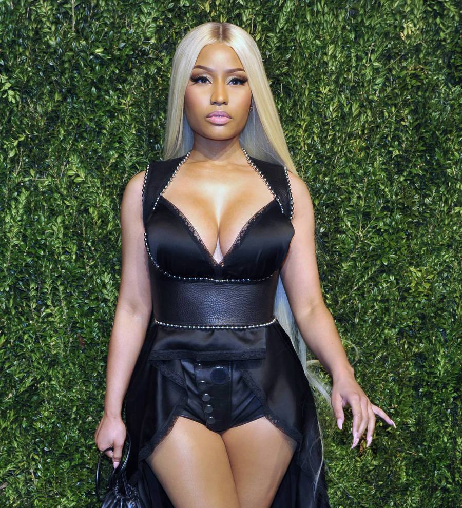Nicki Minaj's extra-long pink braids for Motorsport video took 36 hours