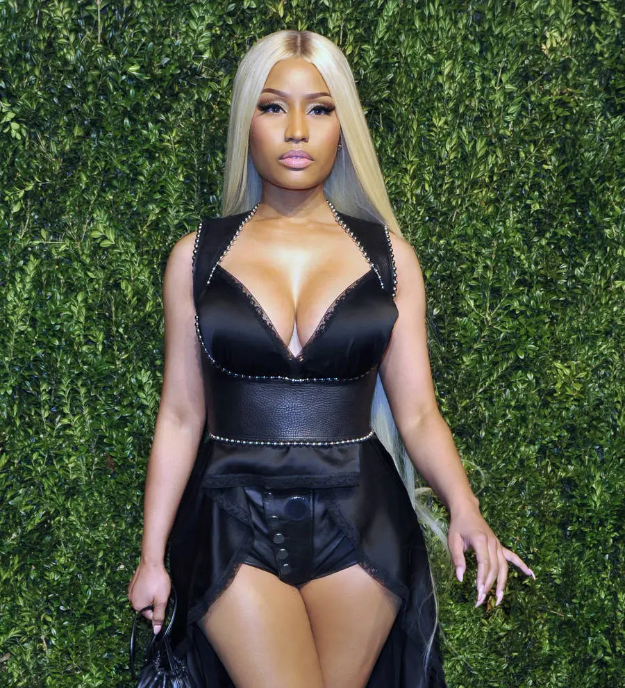 Nicki Minaj accompanies her mom to visit jailed brother