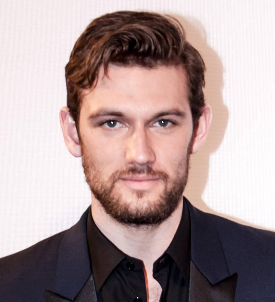 Alex Pettyfer creates book publishing company