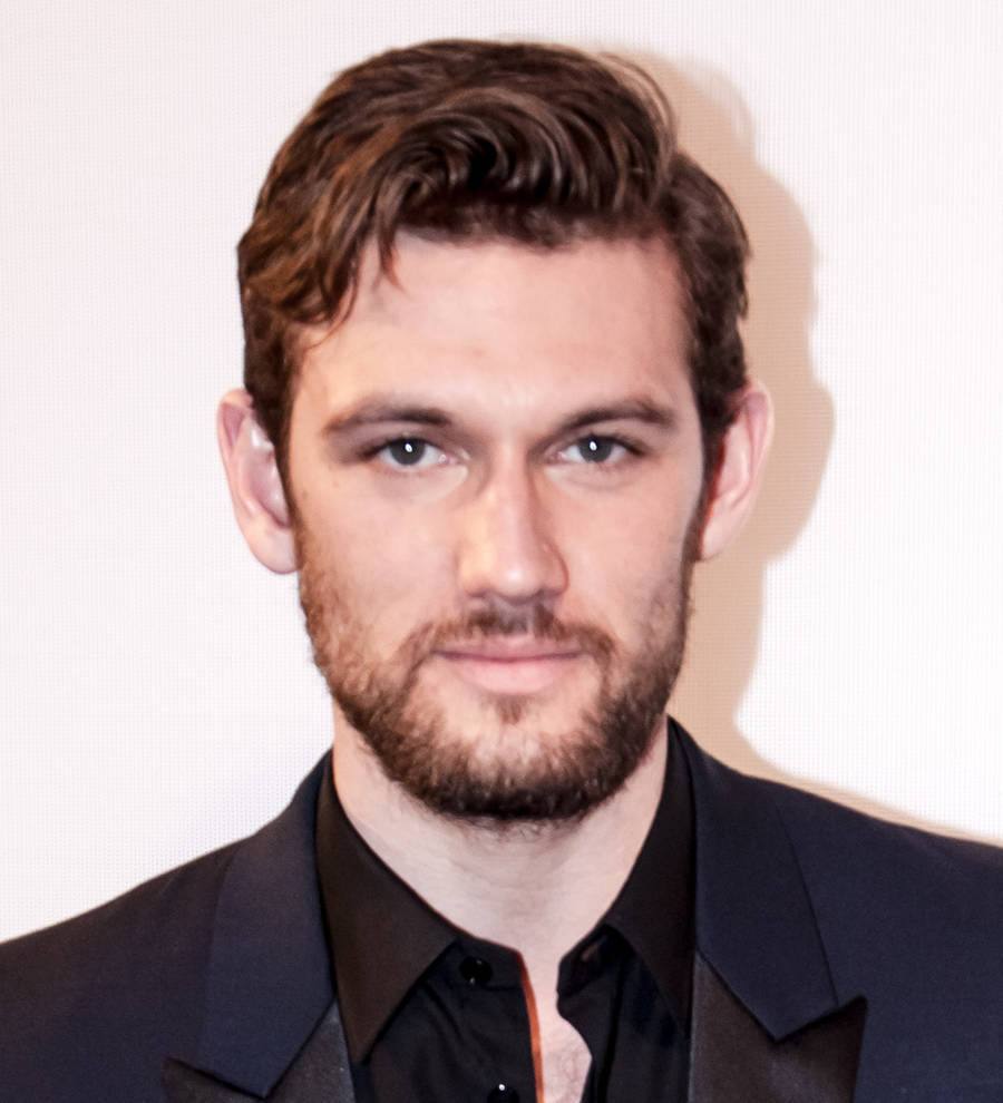 Alex Pettyfer creates book publishing company