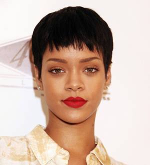Justin Bieber, Rihanna and Bruno Mars perform at Victoria's Secret show