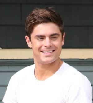 Zac Efron pens heartwarming note to fan