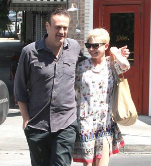 Michelle Williams gushes about Jason Segel relationship