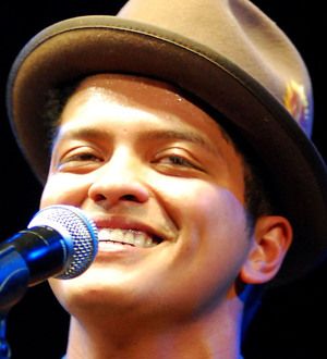Bruno Mars Topples Britney Spears
