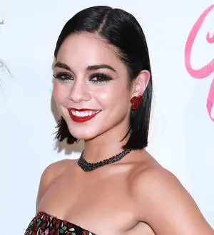 Vanessa Hudgens shares Coachella tips online