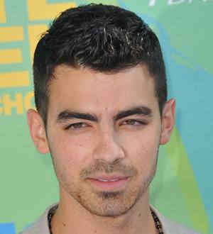 Joe Jonas taking dancing lessons for tour