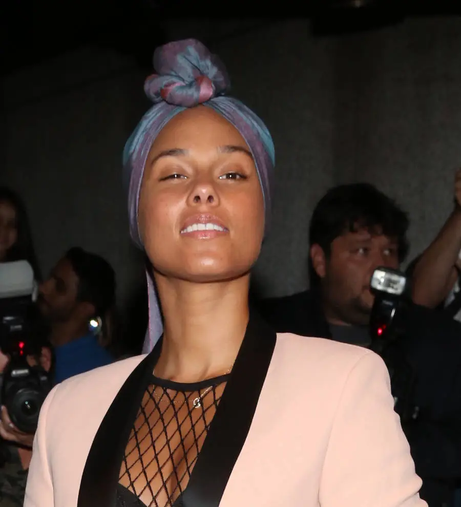 Alicia Keys: 'Vote for Hillary Clinton to combat the hate'