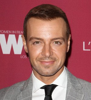 Joey Lawrence paid to save pooch