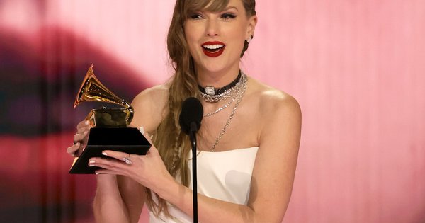 Photo: Young Hollywood Une ascension historique vers le Songwriters Hall of Fame