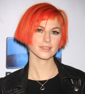 Hayley Williams: 'I am not pregnant'