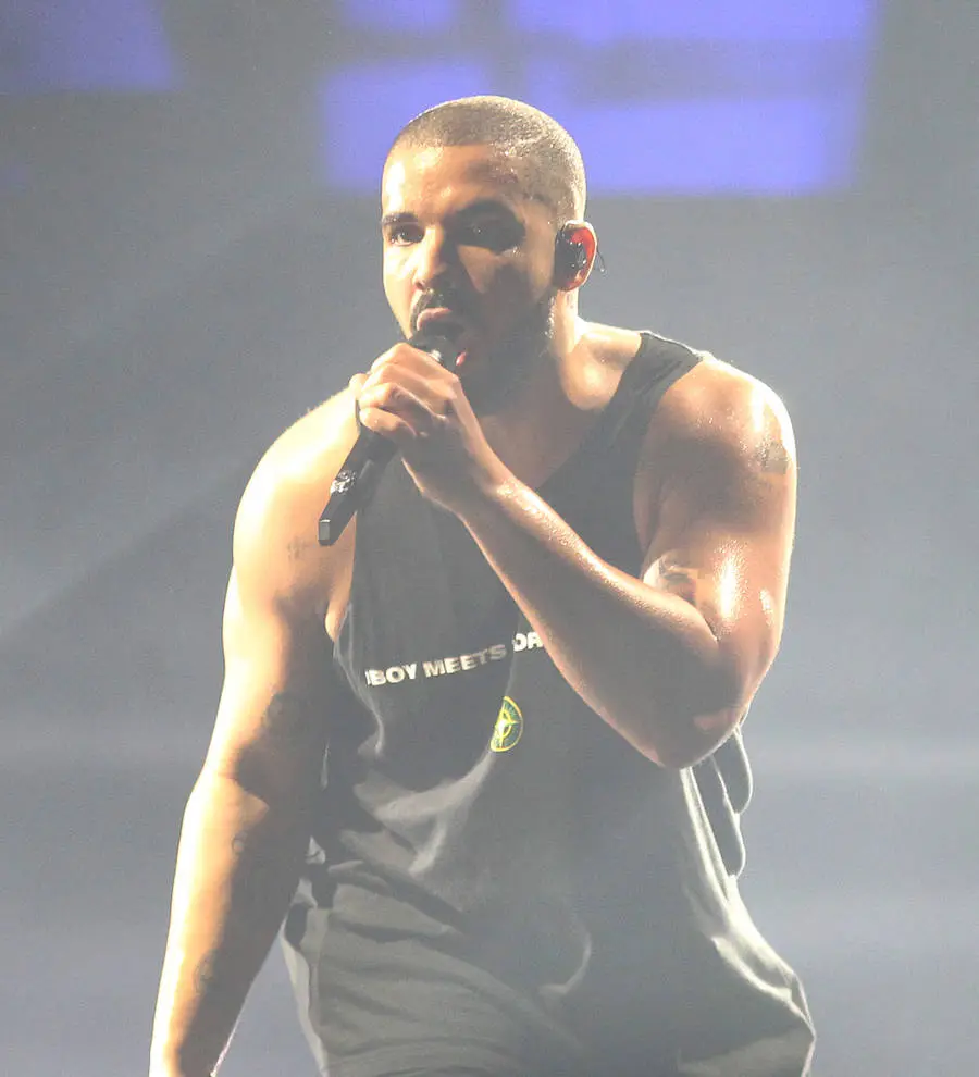 Drake finally performs in Amsterdam after recovering from illness