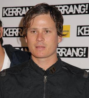 Blink-182 split from record label