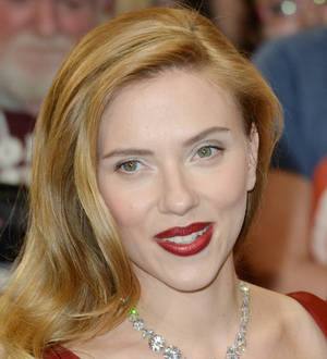 Scarlett Johansson house-hunting in Los Angeles