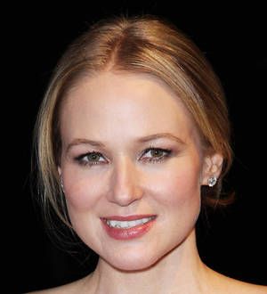 Jewel writing memoir