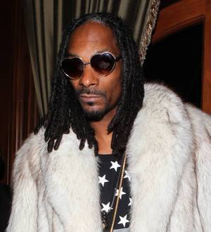 Snoop Dogg creates line of scented candles