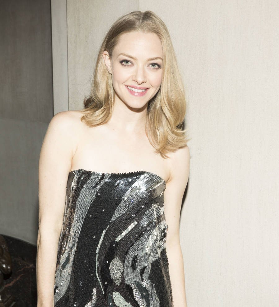 Amanda Seyfried planning low-key wedding look