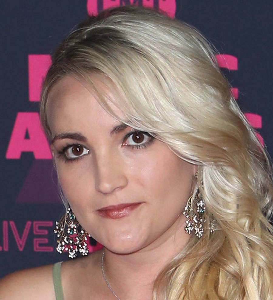 Jamie Lynn Spears thanks medics for saving daughter