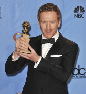 Damian Lewis goes Gangnam Style at Golden Globes party