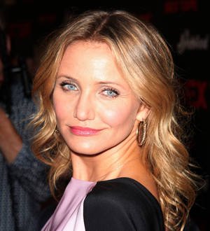 Cameron Diaz cuts short interview over Drew Barrymore jibes