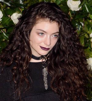 Lorde rules New Zealand Music Awards