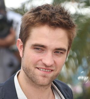Robert Pattinson hunted out Cosmopolis reviews after Cannes