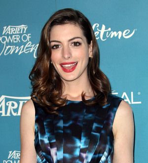 Anne Hathaway Urges Bullied Youths to Seek Support