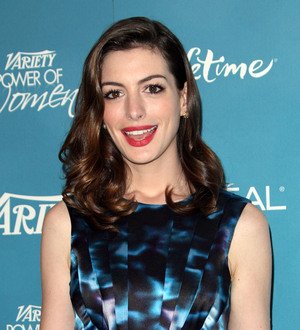 Anne Hathaway Urges Bullied Youths to Seek Support