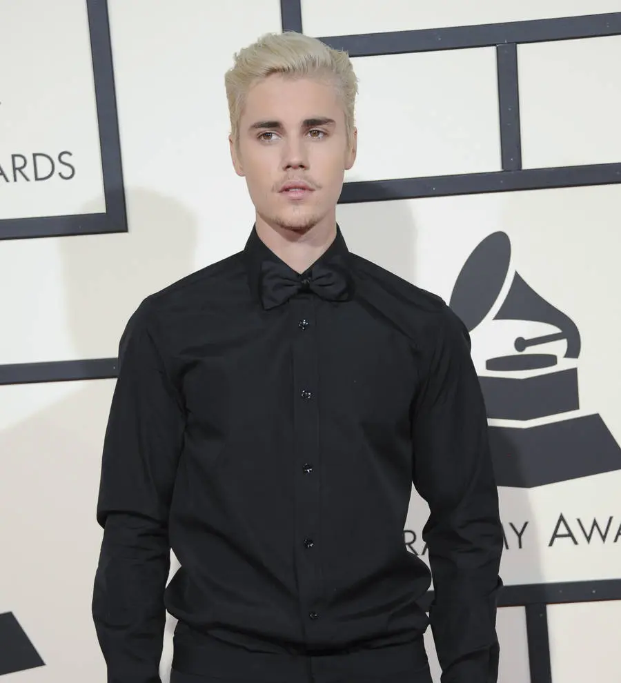 Justin Bieber fans march in protest of Argentina ban