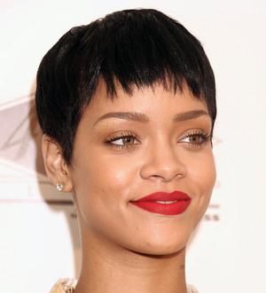 Rihanna's dad gives Chris Brown his blessing to re-date his daughter