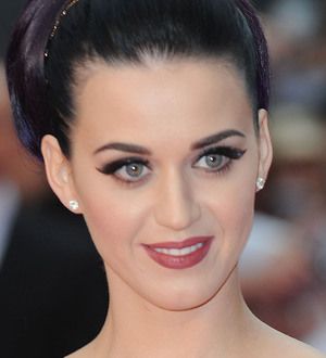 Katy Perry brushes off Robert Ackroyd romance rumours