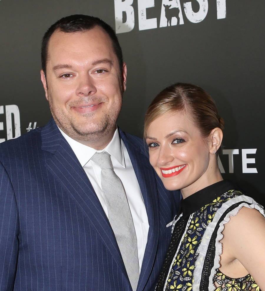 Beth Behrs and Michael Gladis engaged