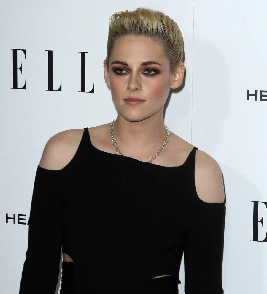 Kristen Stewart 'Utterly Proud' of Response to Saturday Night Live Monologue