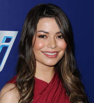 Miranda Cosgrove wins order of protection against obsessed fan