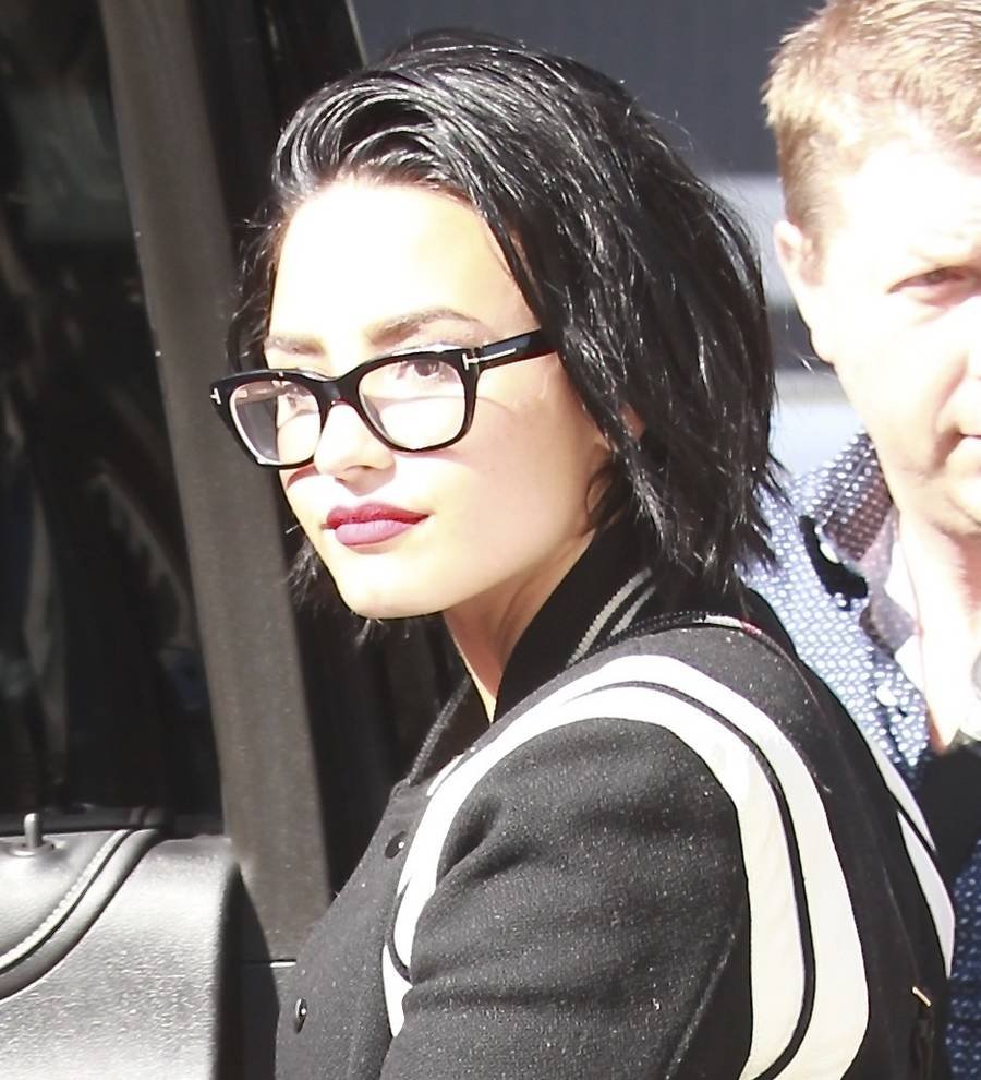 Demi Lovato victim of ocean whiplash