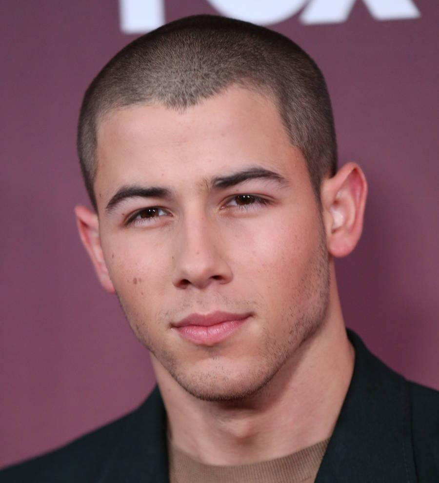 Nick Jonas stays mom about Kate Hudson